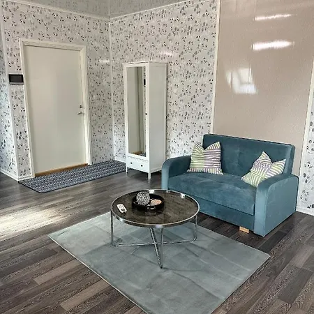 Cozy With Kitchen Near The