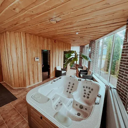 Cozy With Kitchen Near The *