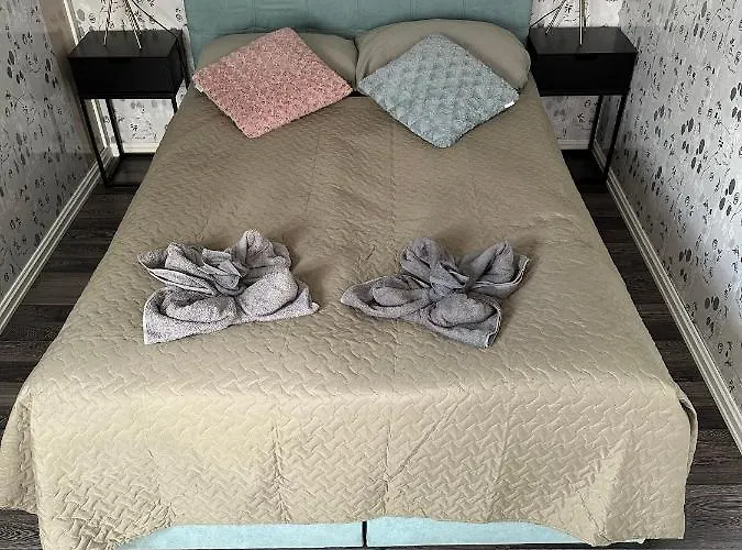 Cozy With Kitchen Near The Korter *